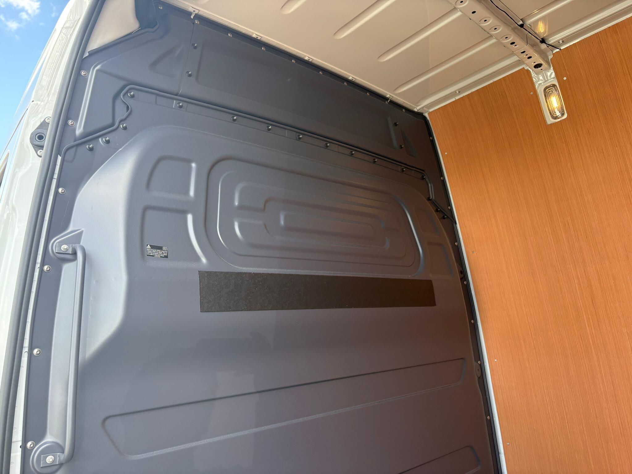 Mercedes-Benz eSprinter